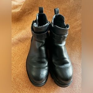 Steve Madden girl ankle boots